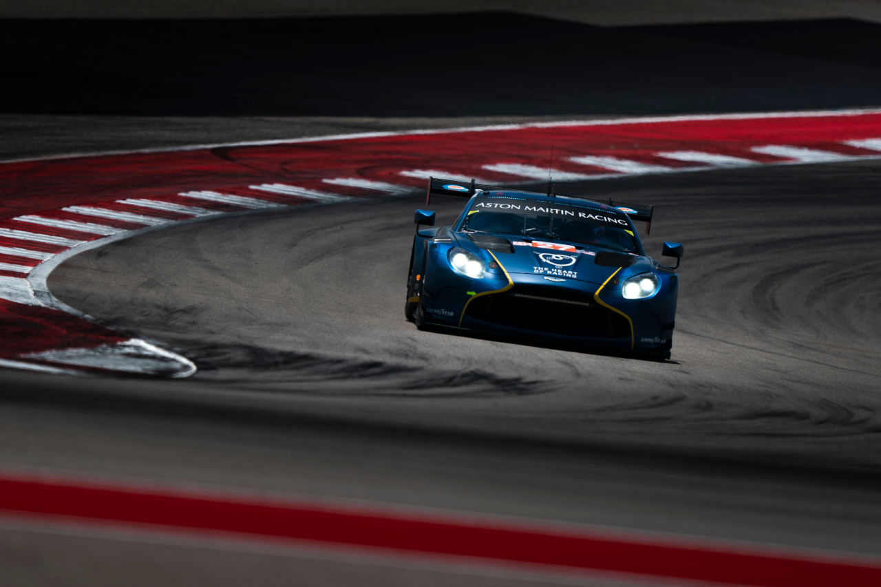 「まるで夢のよう」完璧だったアストンマーティンのLMGT3初優勝。コルベットとウラカンの衝突がさらなる追い風に