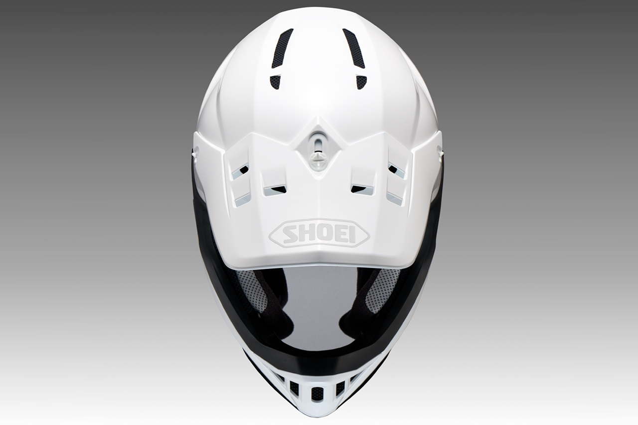 ショウエイ、オートバイから自転車競技へ挑戦。BMX競技用の『X-GRID』シリーズを発表