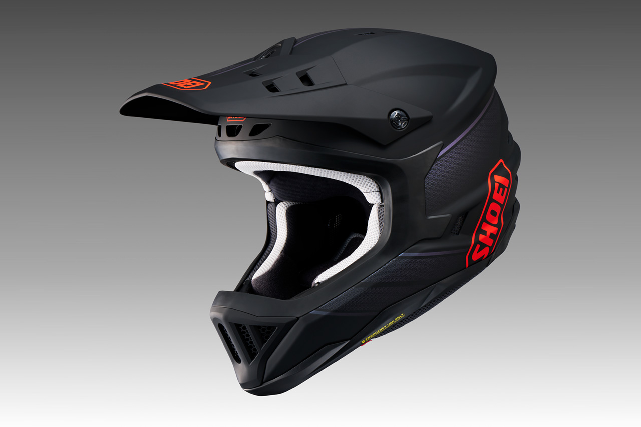 ショウエイ、オートバイから自転車競技へ挑戦。BMX競技用の『X-GRID』シリーズを発表