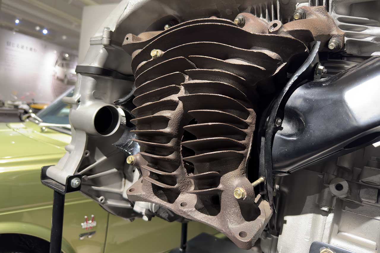 佐藤琢磨、愛機BAR006との再会に「涙が出そう」。リニューアルされたホンダコレクションホールに潜入