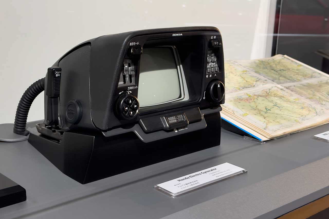 佐藤琢磨、愛機BAR006との再会に「涙が出そう」。リニューアルされたホンダコレクションホールに潜入