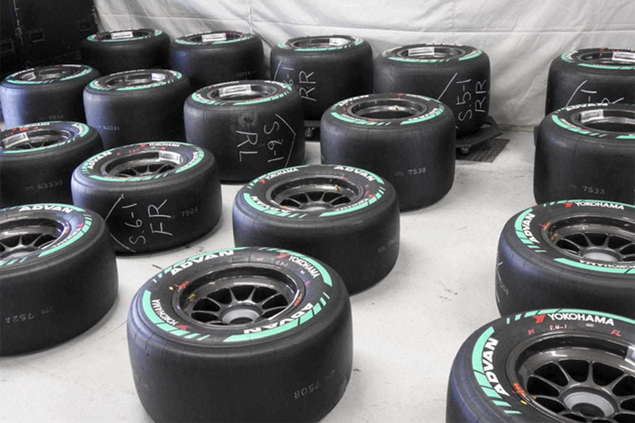 スーパーフォーミュラが今季二度目の開発テストを実施。新コンパウンドやECU、ステアリングのデータを得る