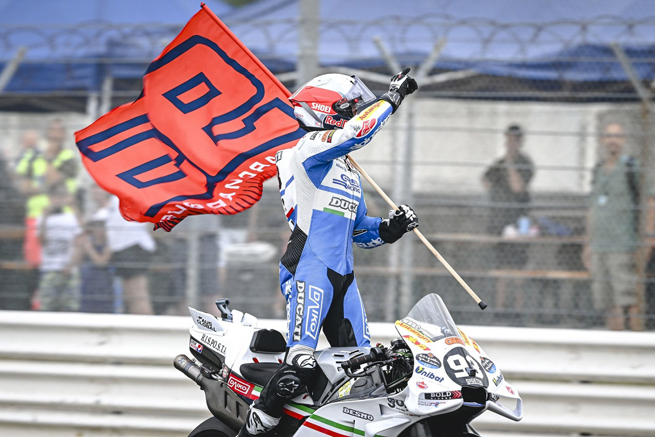 降雨が分けたレースの行方。M.マルケスが作戦勝ちで2連勝、マルティンはギャンブル失敗／第13戦サンマリノGP