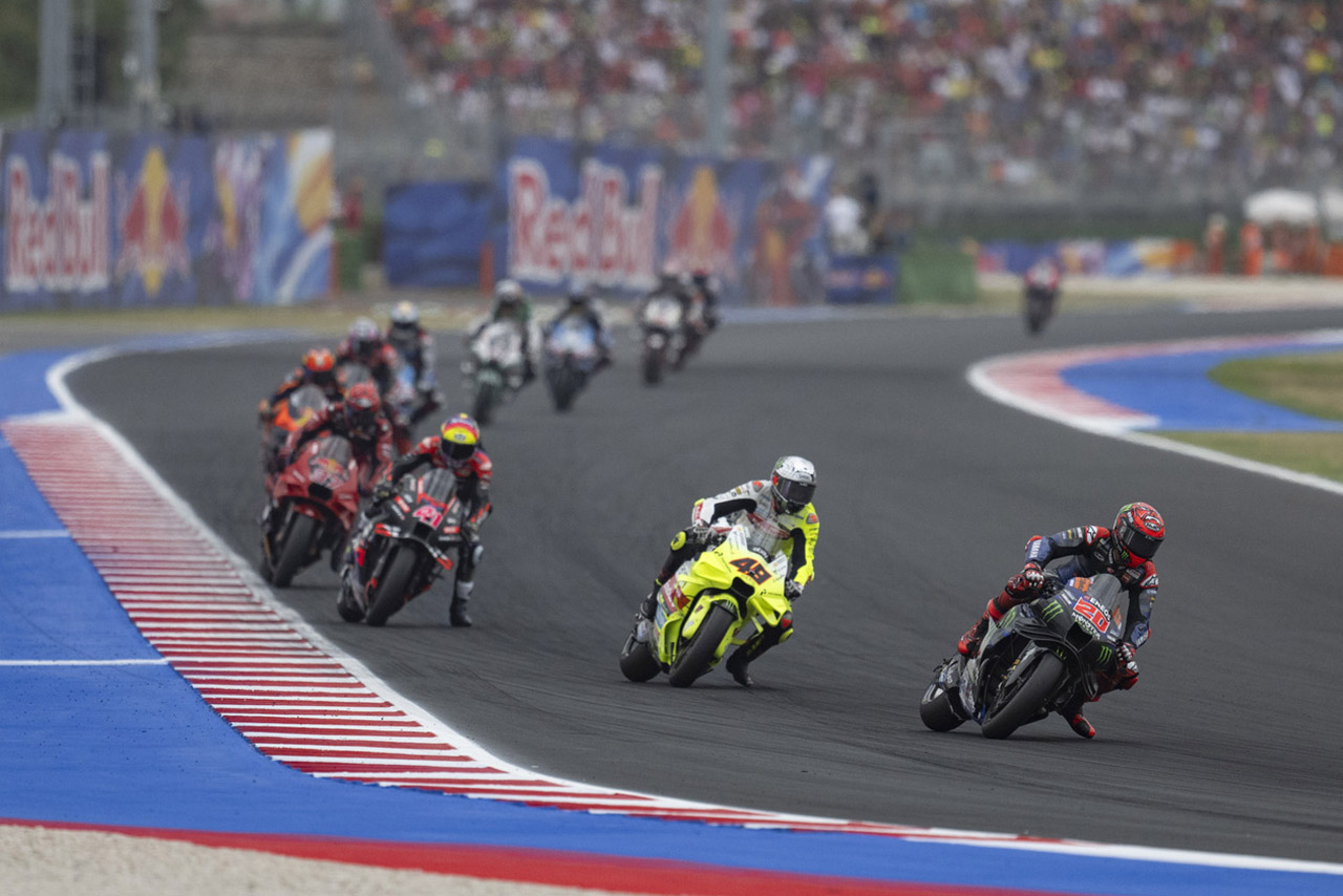 2台異なる戦略をとったヤマハ、クアルタラロに軍配が上がる「かなり真剣にマシン交換を考えた」／第13戦サンマリノGP