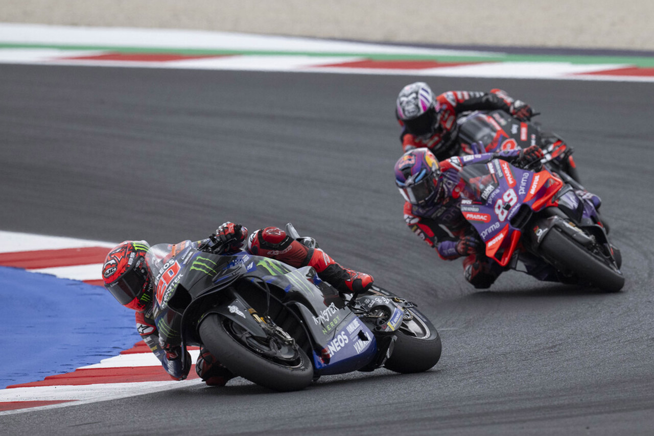 2台異なる戦略をとったヤマハ、クアルタラロに軍配が上がる「かなり真剣にマシン交換を考えた」／第13戦サンマリノGP