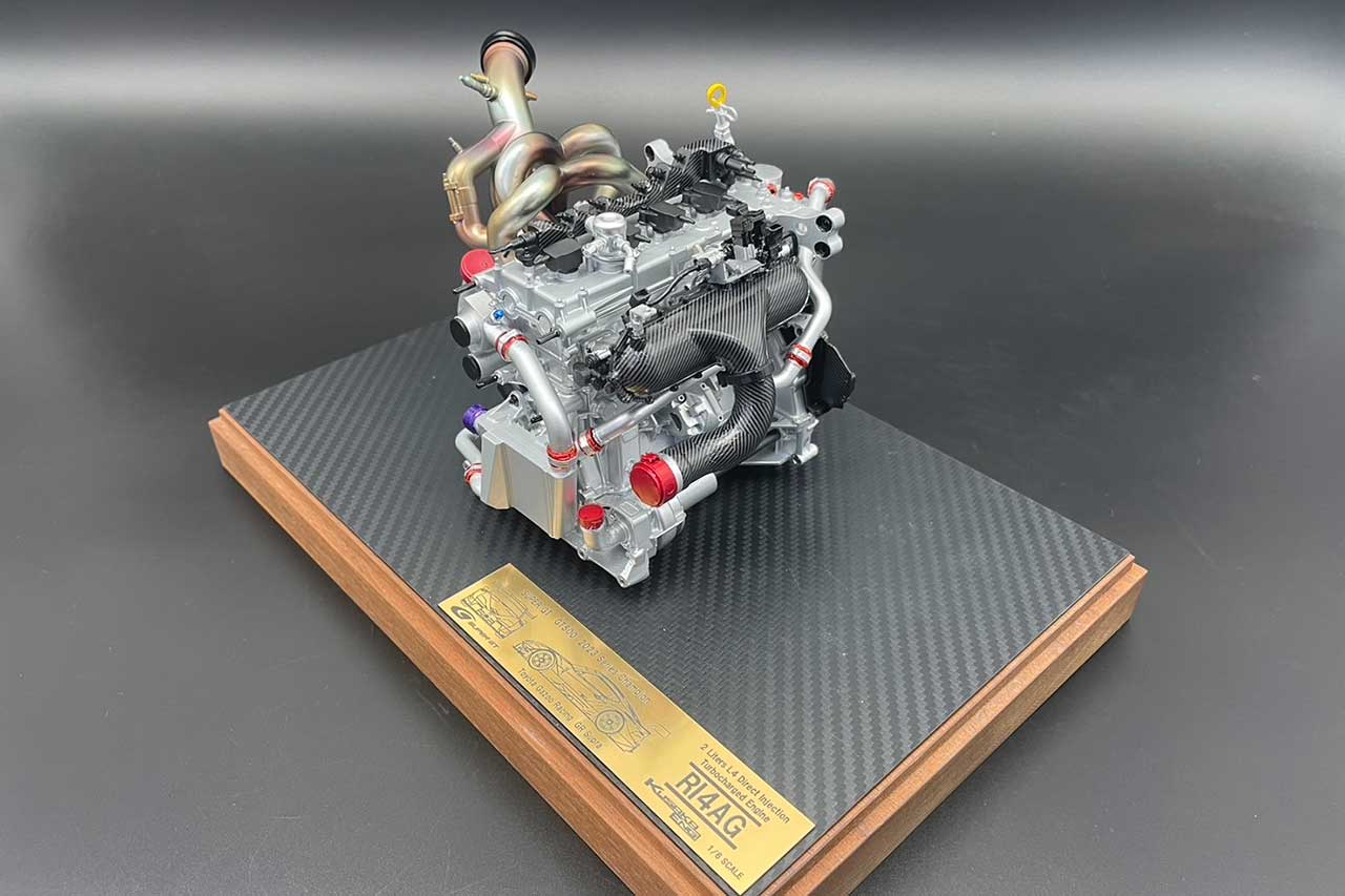 トヨタGT500チャンピオンエンジン『RI4AG』の精密模型が登場。TRD全面協力で実機を忠実に再現