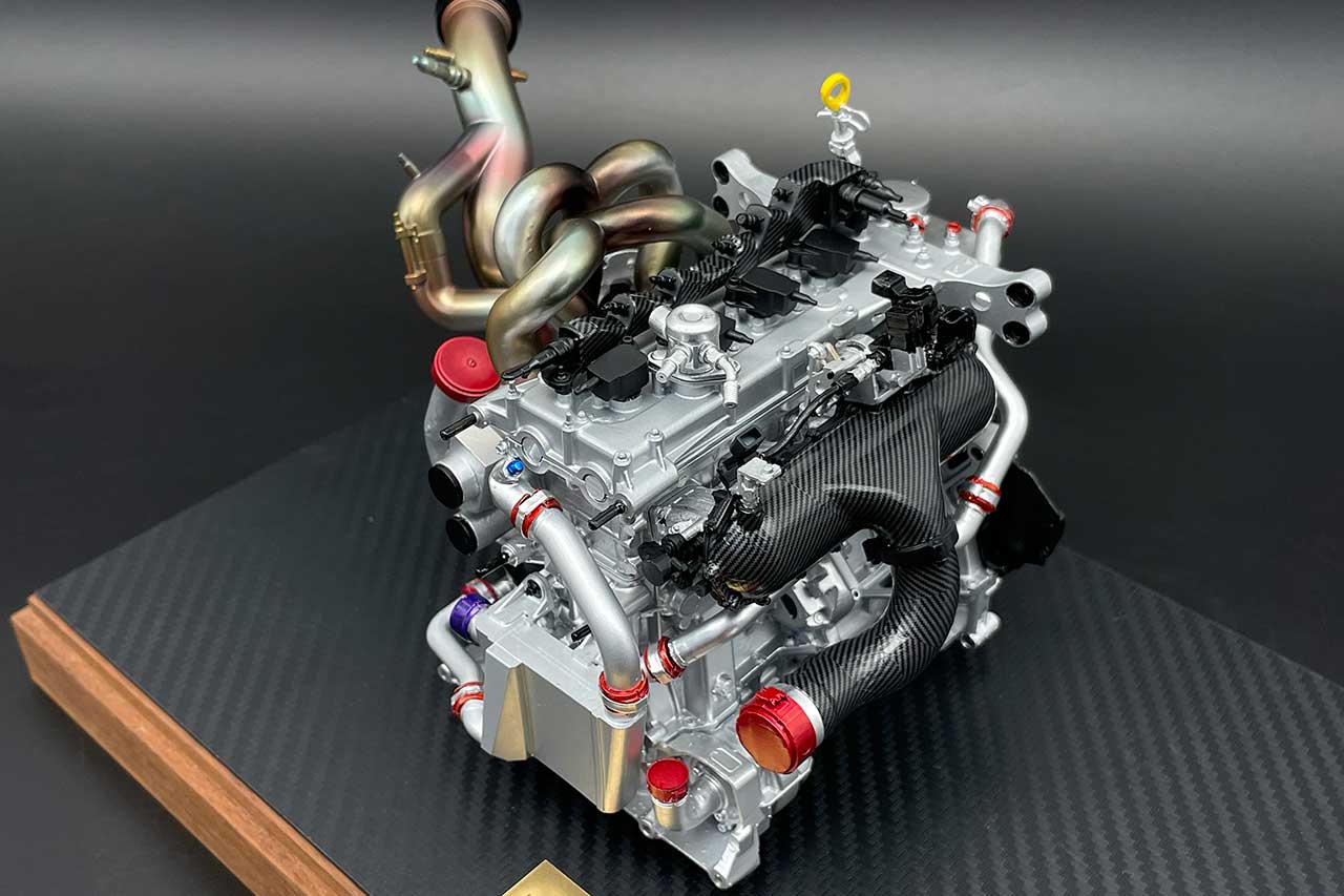 トヨタGT500チャンピオンエンジン『RI4AG』の精密模型が登場。TRD全面協力で実機を忠実に再現