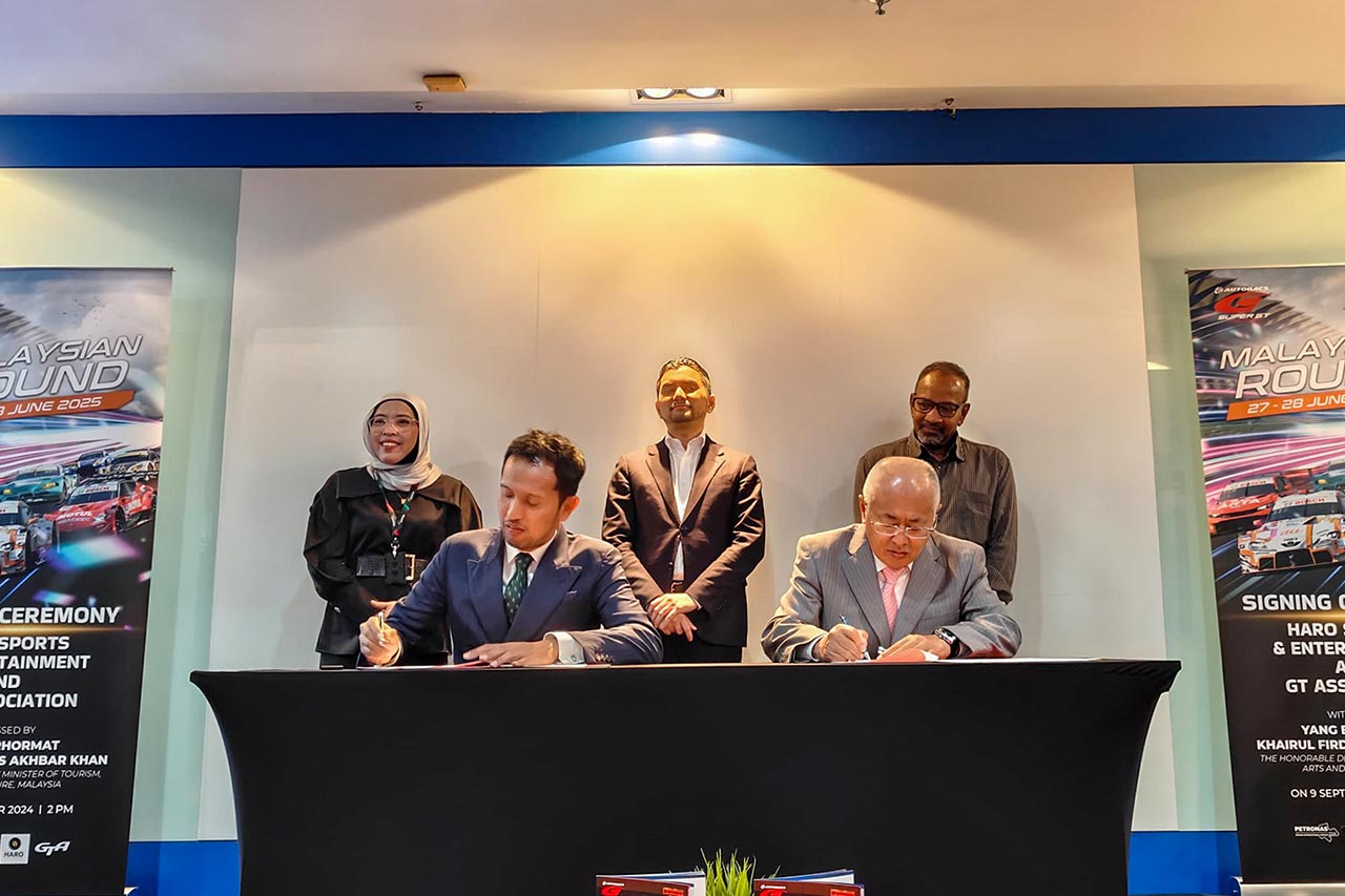 スーパーGTの2025〜27年のマレーシア大会開催に向けクアラルンプールで調印式が行われる