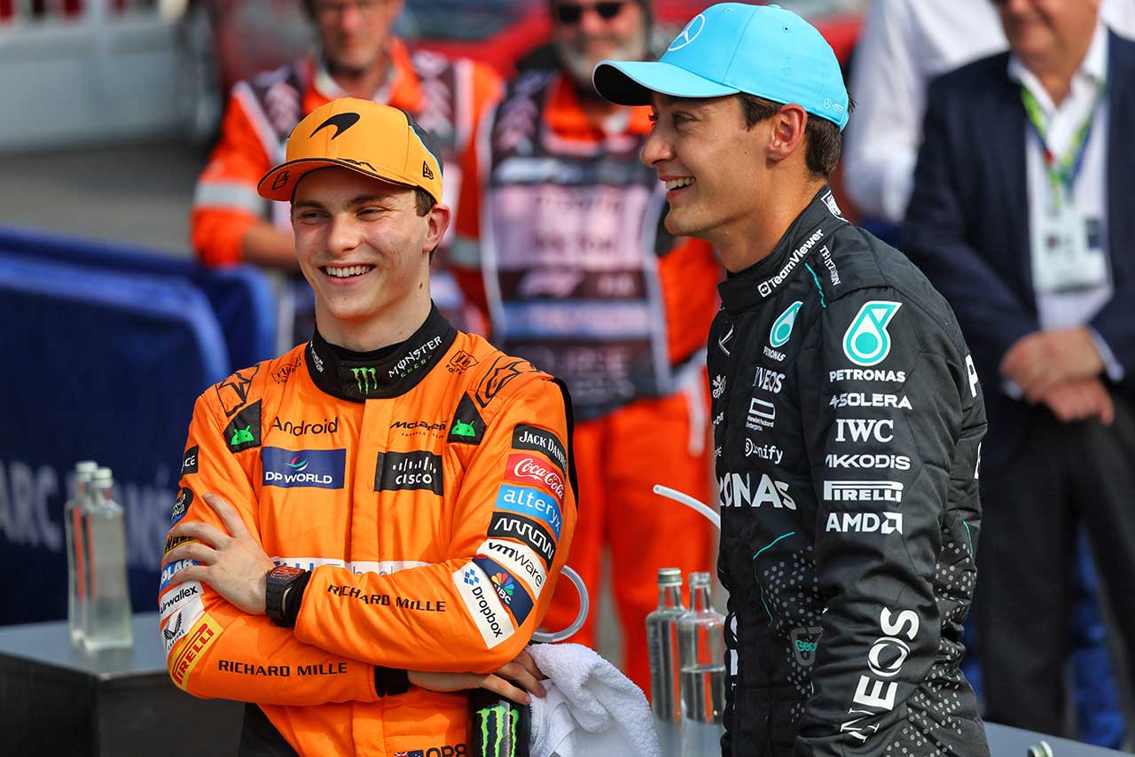 オスカー・ピアストリ（マクラーレン）＆ジョージ・ラッセル（メルセデス）