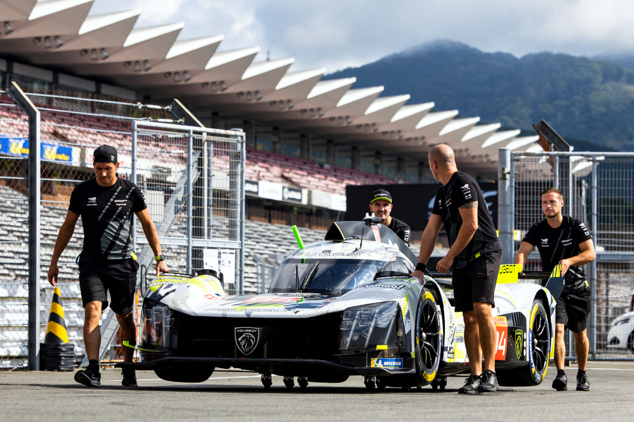 脱ウイングレスは「正しかった」とプジョー技術責任者。改良型『9X8』の競争力向上のため追加の“EVOジョーカー”検討を認める