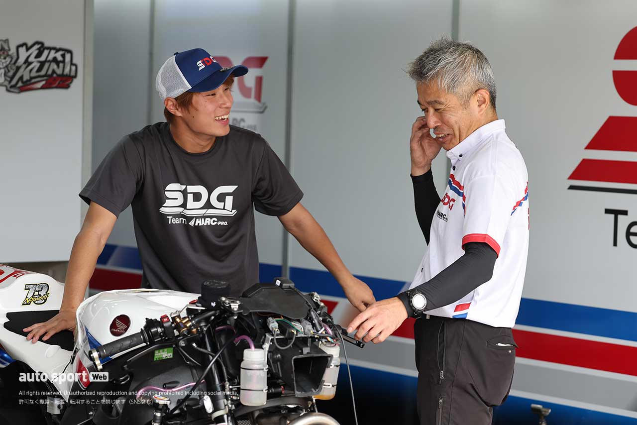 【ブログ】陰の立役者『メカニック』の仕事ってナンダ？ カメラマンから見た全日本ロード第6戦オートポリス～其の壱～