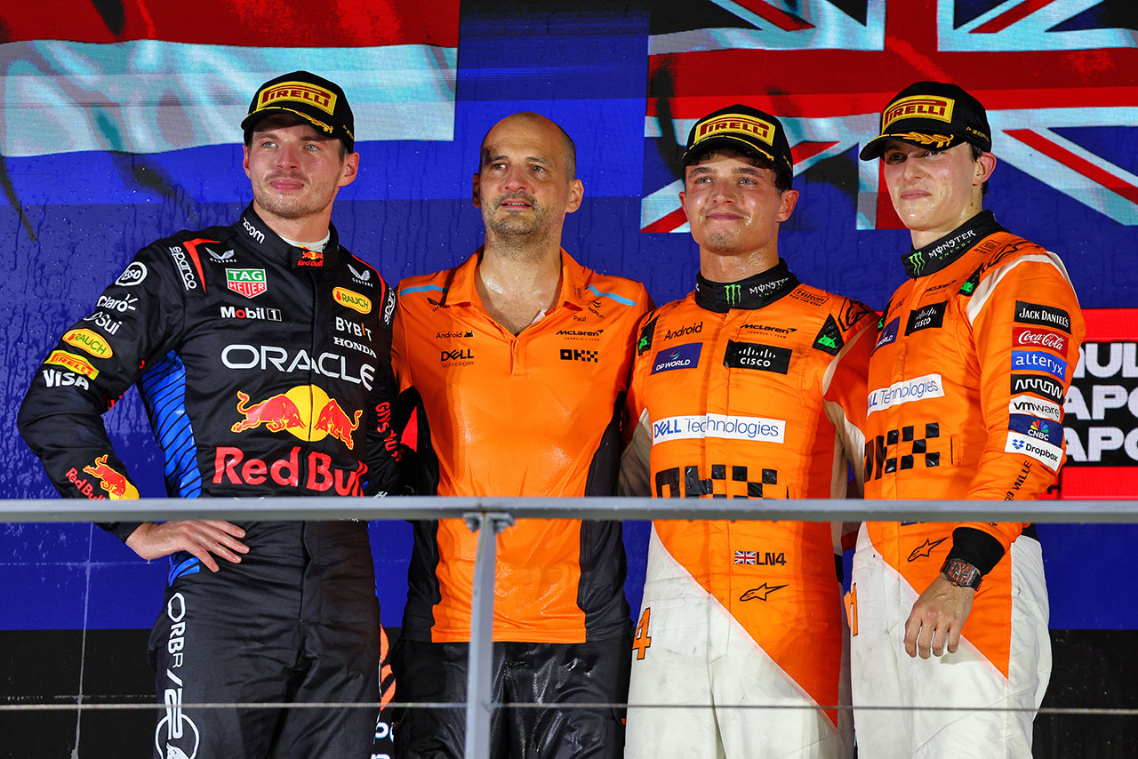 2024年F1第18戦シンガポールGP　優勝ランド・ノリス（マクラーレン）、2位マックス・フェルスタッペン（レッドブル）、3位オスカー・ピアストリ（マクラーレン）
