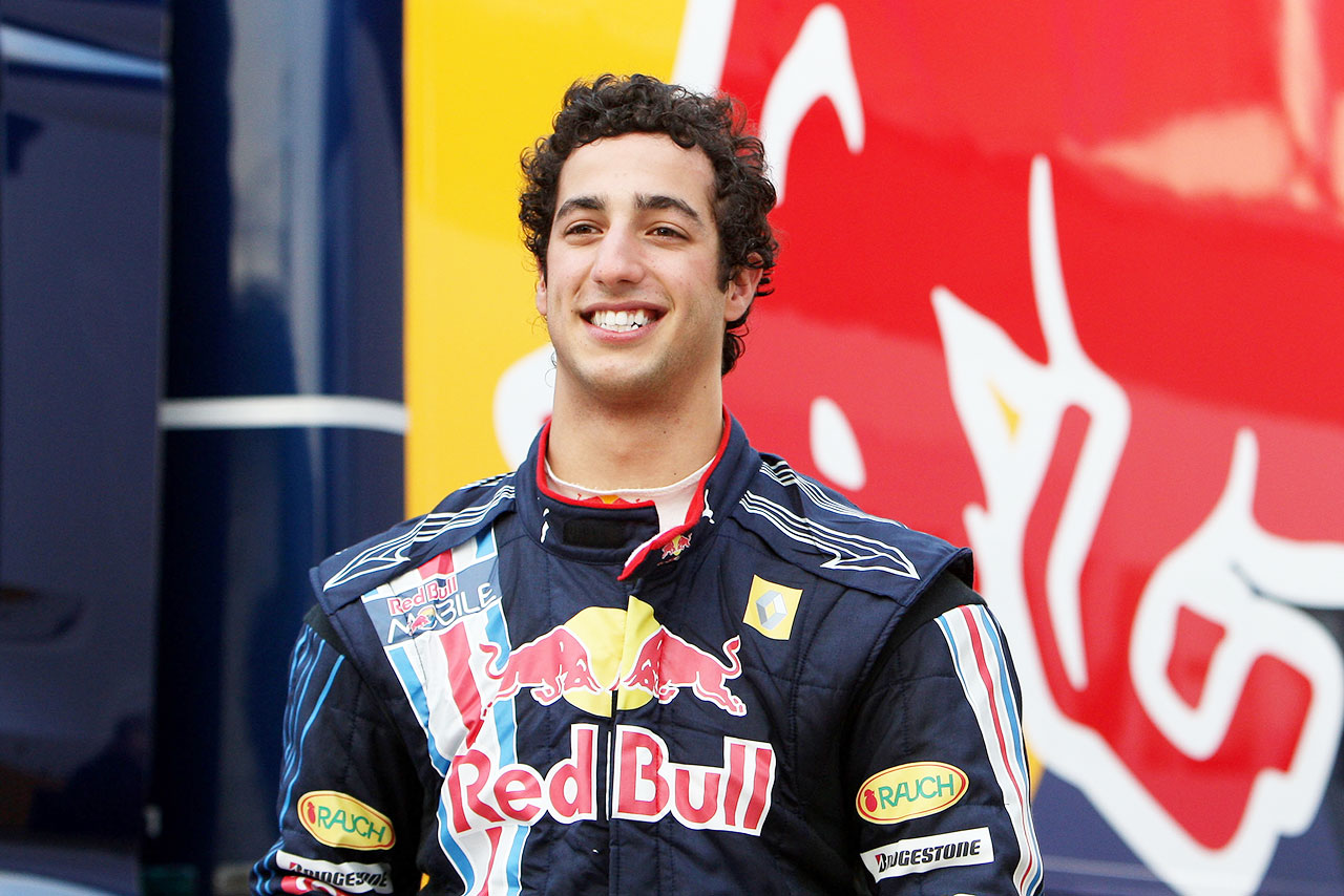 2009年12月1日。スペイン・ヘレスでF1初ドライブを迎えたダニエル・リカルド