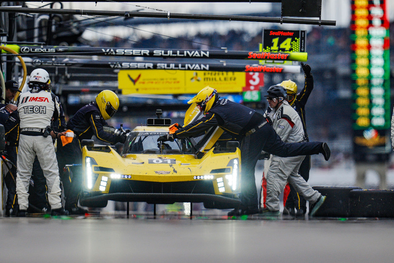 ブルデー、タイトルを争う01号車キャデラックの「悔しい結末」を嘆く。IMSA GTP初代王者は絶望的に