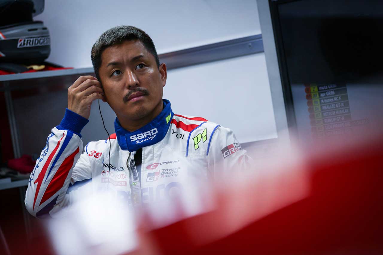 関口雄飛（DENSO KOBELCO SARD GR Supra）