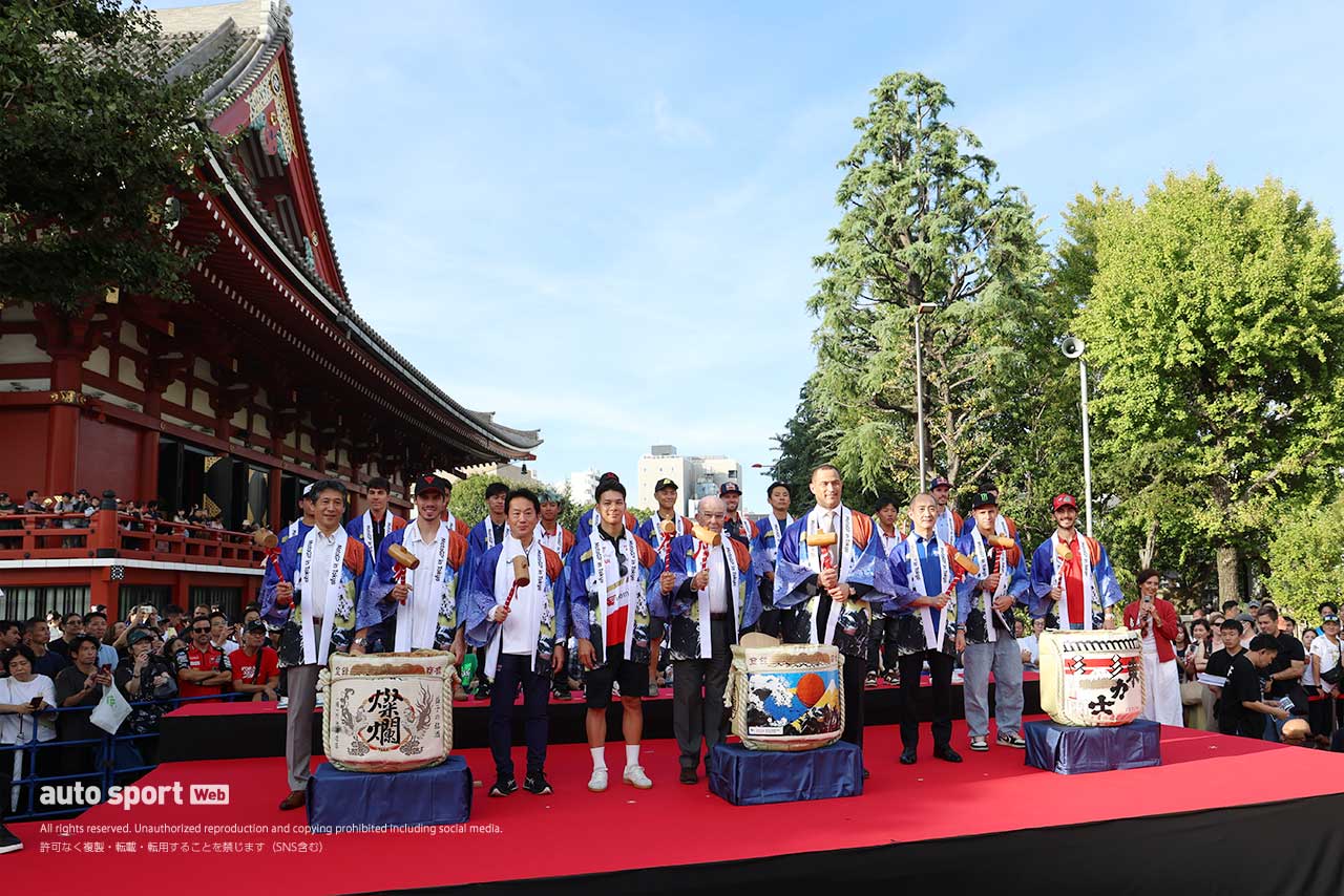 浅草寺にMotoGPライダー集結。安全祈願に鏡開き、ライダーアピアランスなど盛りだくさん／第16戦日本GP