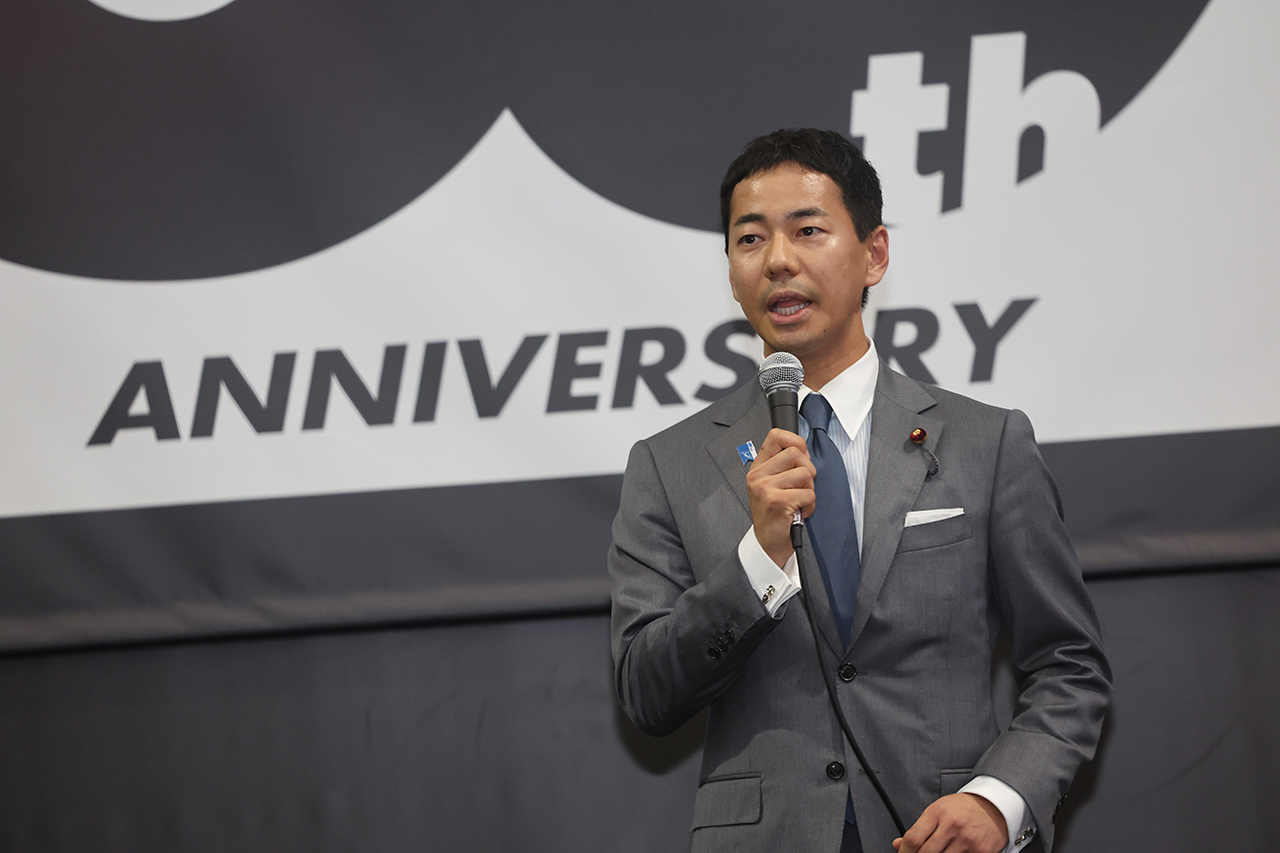 トムスの創業50周年記念パーティが開催。ゆかりある選手、監督らが集結しモータースポーツ界での偉業を祝う