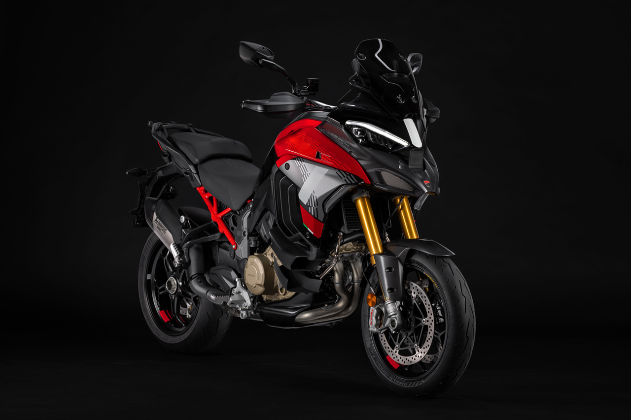 ドゥカティ、『ムルティストラーダV4／V4 S』の最新モデルを発表。特別仕様『V4パイクスピーク』も