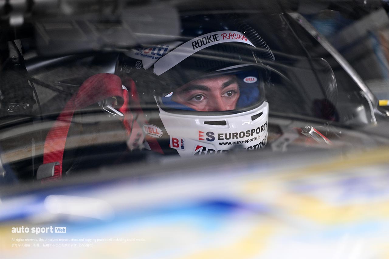 ハコ車に乗るときヘルメットバイザーは開ける派？ 閉める派？ 聞いて分かったプロドライバーのこだわり