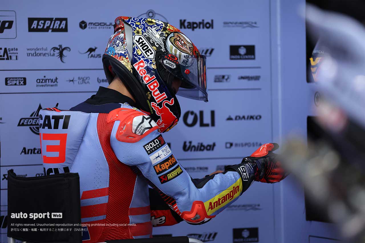【特集】全面金箔に『ダルマ』を入れて「細部まで素晴らしい」とM.マルケス。MotoGP日本GPスペシャルヘルメットの細部