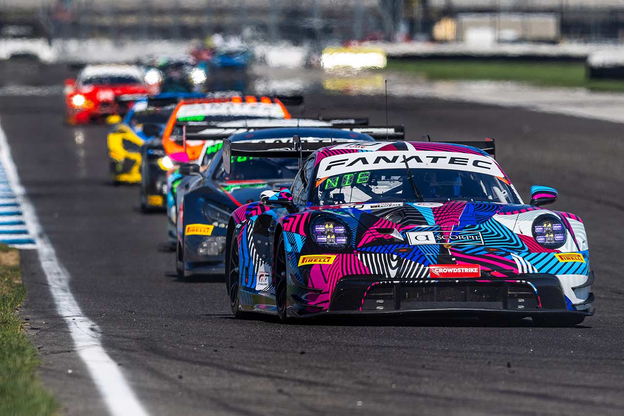 ポルシェ911 GT3 R