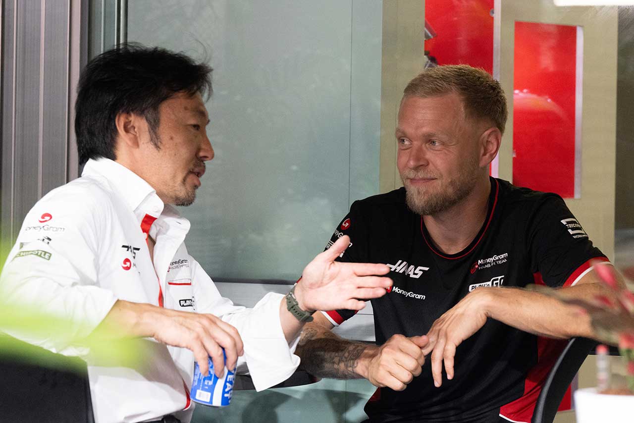 小松礼雄代表＆ケビン・マグヌッセン（ハース）