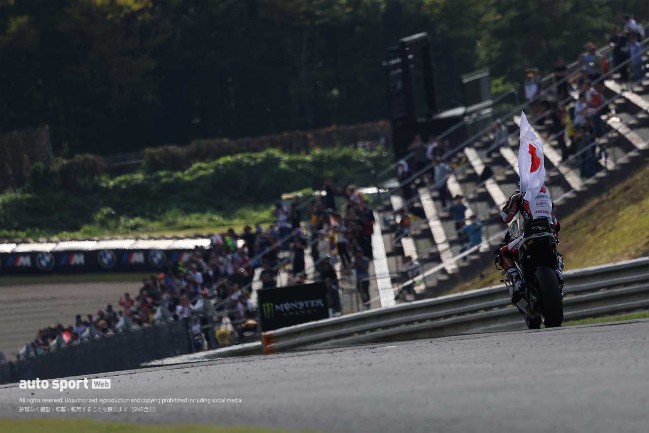 母国での国歌に想いを馳せた中上貴晶「もうこれが最後だと改めて感じた」とレース後は涙も／第16戦日本GP