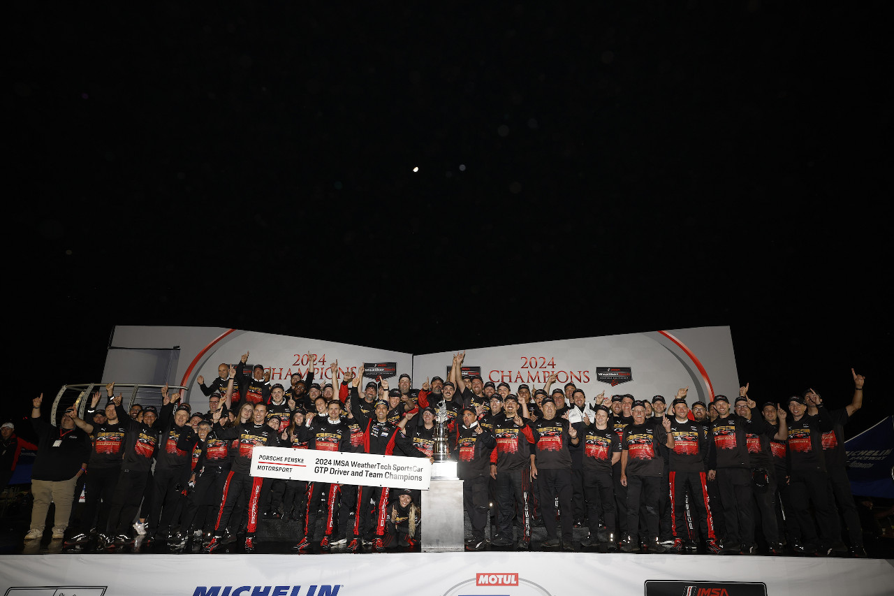 ポルシェ、「ほぼ完璧」な1年を経てタイトル9冠達成。「ついにすべてを達成した」とフェリペ・ナッセ／IMSA