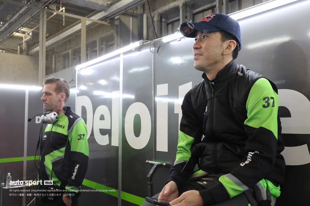 ミハエル・クルム監督／笹原右京（Deloitte TOM’S GR Supra）