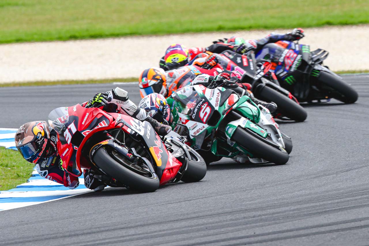 スプリントで転倒したアコスタ、決勝前にドクターストップで欠場／第17戦オーストラリアGP