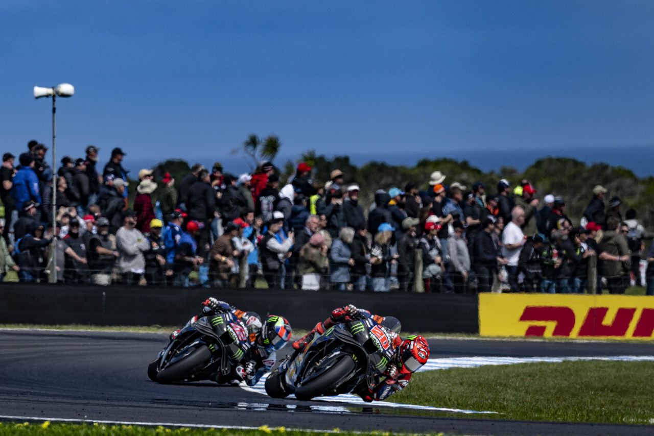 ヤマハ：クアルタラロ、猛攻の末に巻き返し成功「最後の10ラップは本当に良かった」／第17戦オーストラリアGP 決勝