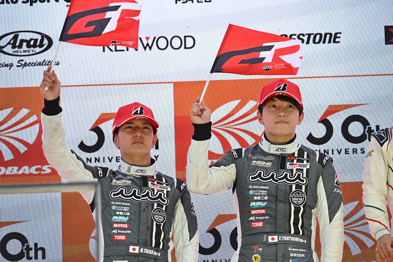 平良響／堤優威（muta Racing GR86 GT）