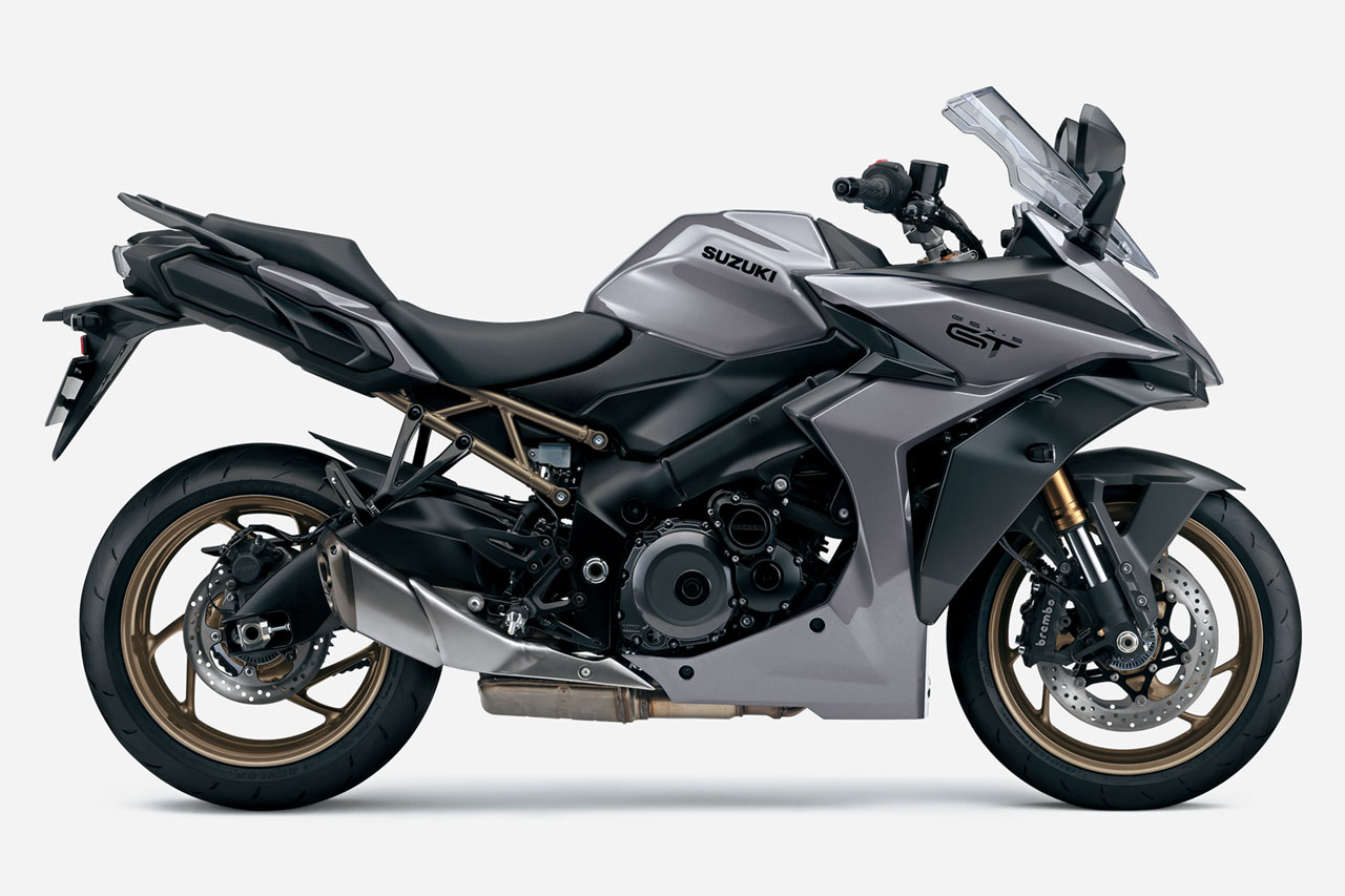 スズキ、『GSX-S1000GT』の2025年モデルを発表。カラーリングを変更し11月8日発売