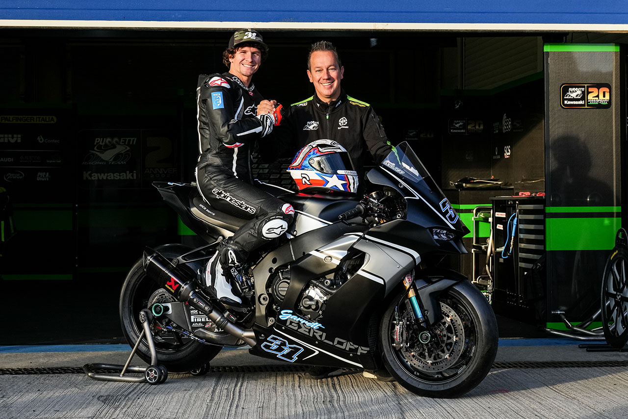 王者不在でブレガがトップ、初お披露目のビモータKB998はシェイクダウンを遂行。長島は11番手／SBKヘレステスト1日目