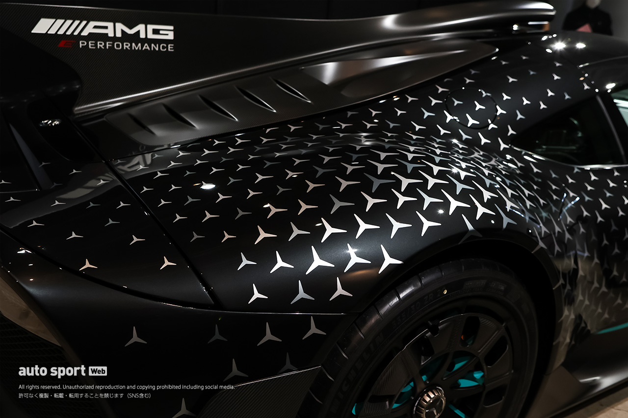 CARGUY木村武史、公道を走るF1『メルセデスAMG ONE』を納車！ 六本木で7年越しのセレモニー