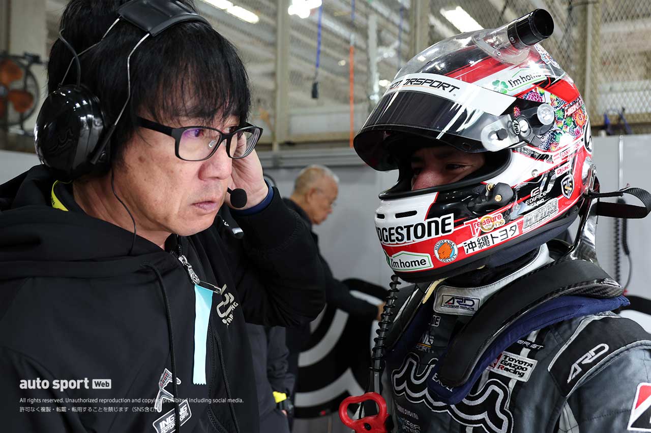 渡邊信太郎エンジニア／平良響（muta Racing GR86 GT）