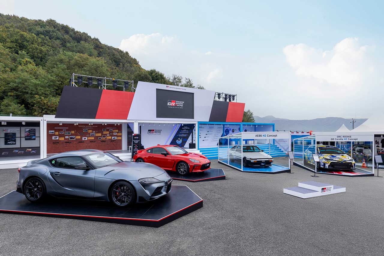 トヨタGRとヒョンデNが韓国でコラボイベントを開催。モリゾウがヤリスWRCでドーナツターン