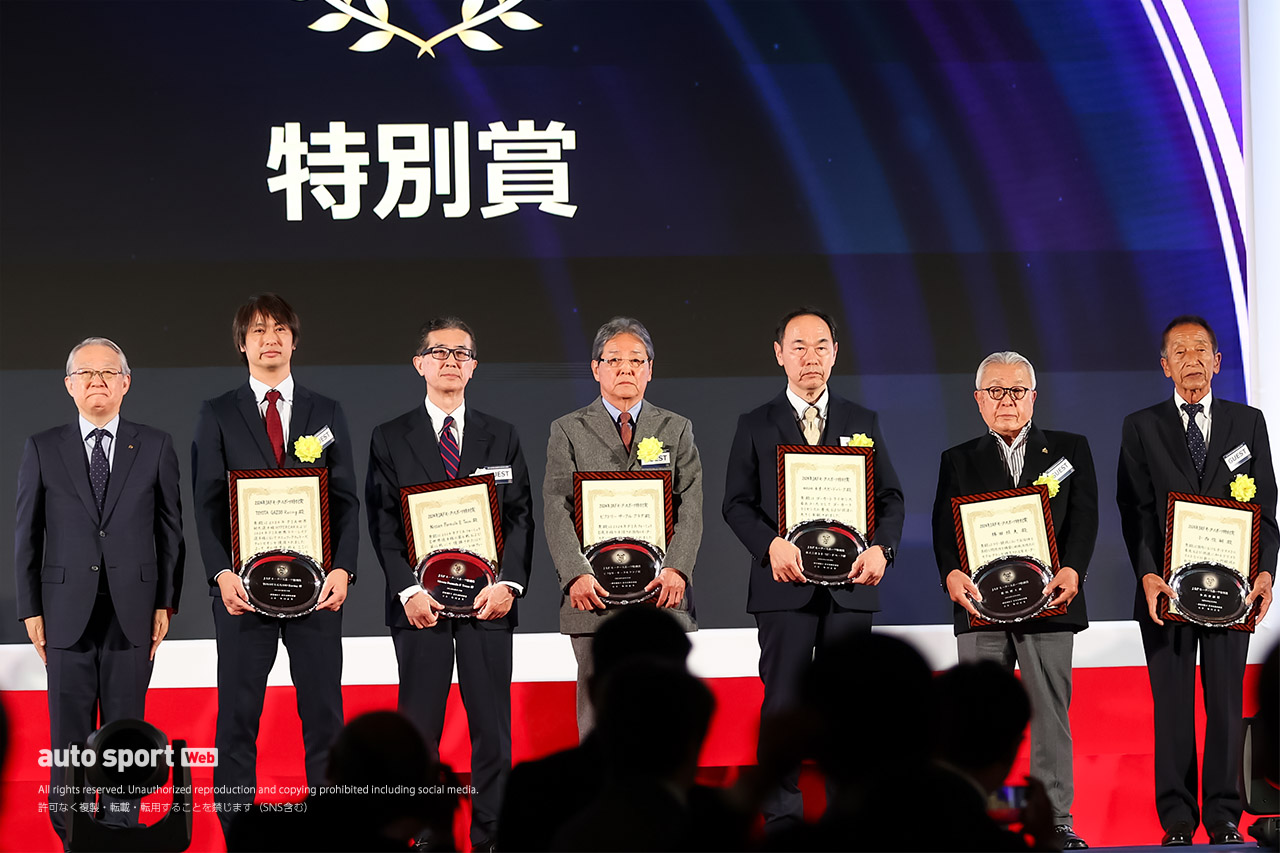 角田、坪井など各選手権の王者らが表彰。『JAF MOTORSPORTS AWARD 2024』開催