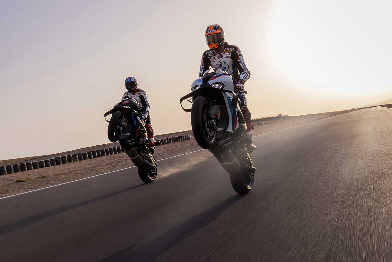 BMW、新型『M1000RR』を発表。2025年モデルは最高出力218hp、ウイングレットも強化。価格と発売日は未定