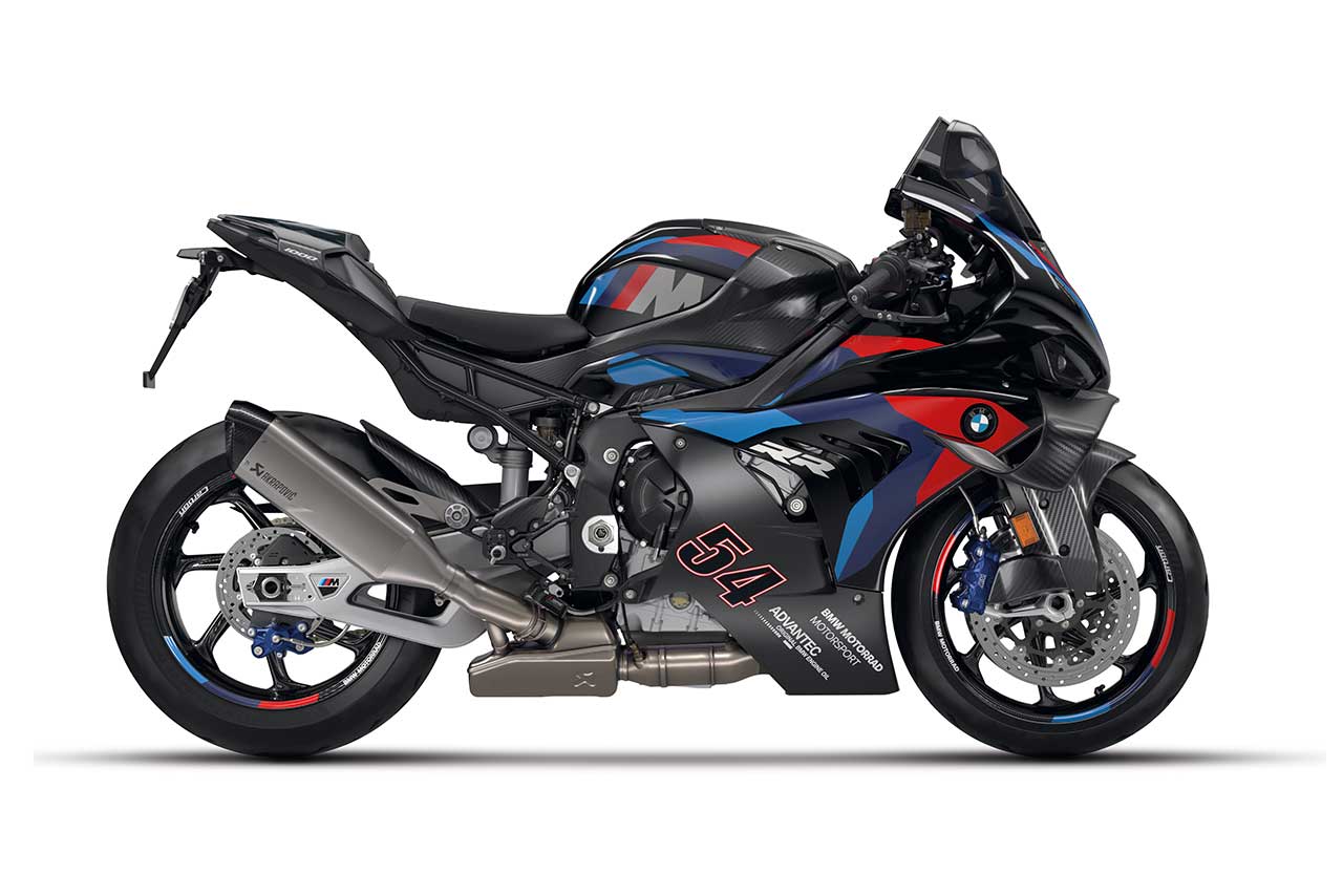 BMW、新型『M1000RR』を発表。2025年モデルは最高出力218hp、ウイングレットも強化。価格と発売日は未定