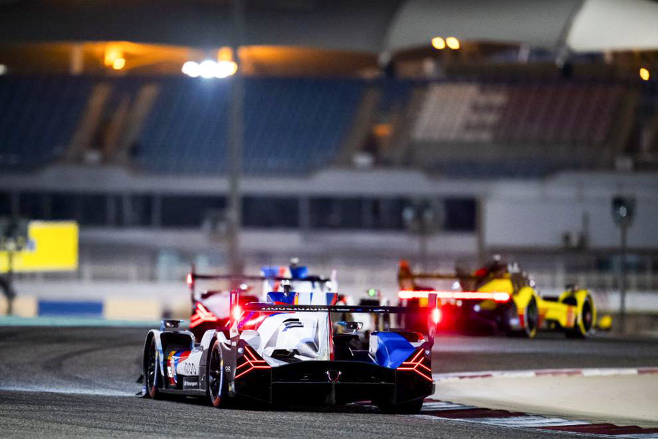 BMW Mハイブリッド V8