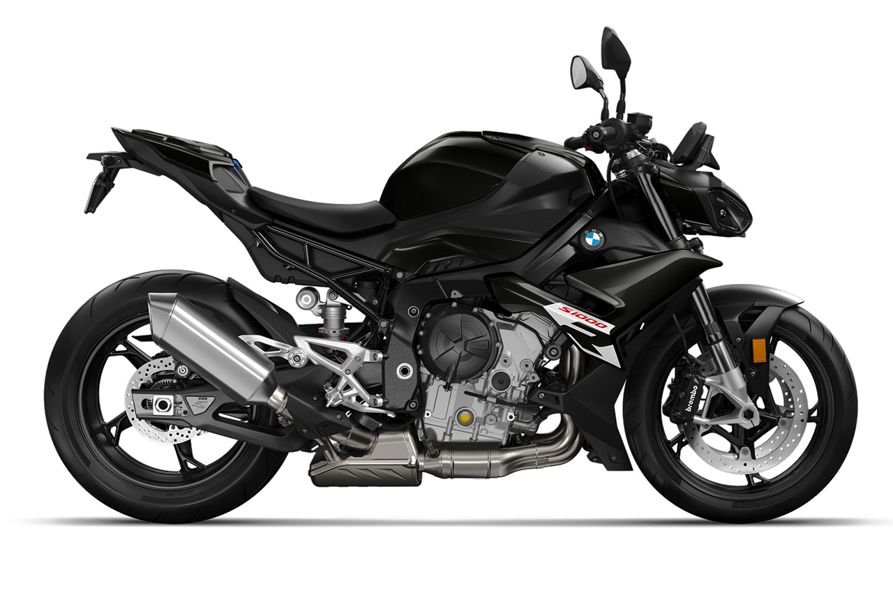 BMW、大型ロードスター『M1000R』の最新モデルを公開。同時発表の『S1000R』は5馬力アップ