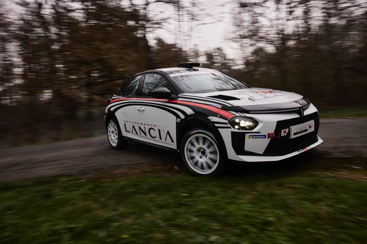 新型『イプシロン・ラリー4 HF』投入の名門ランチア、イタリア王者の賞典で2026年からのERC参戦を表明