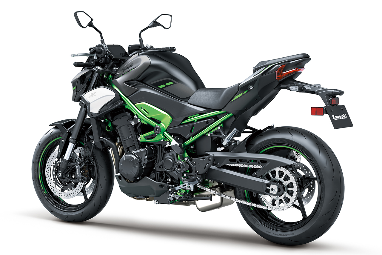 海外向けに発表された『カワサキZ900』の2025年モデル