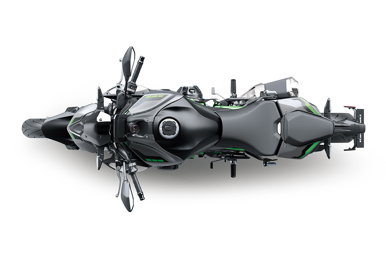 海外向けに発表された『カワサキZ900』の2025年モデル