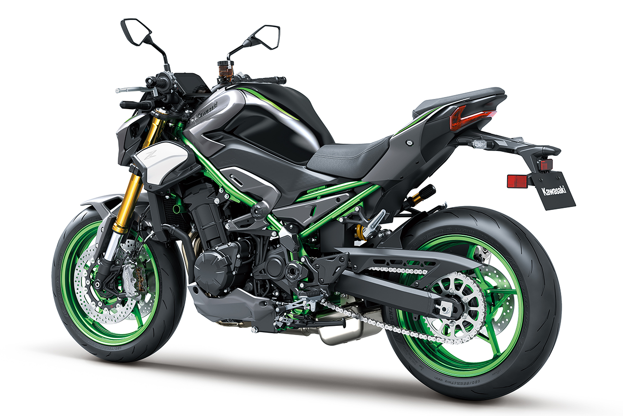 海外向けに発表された『カワサキZ900 SE』の2025年モデル