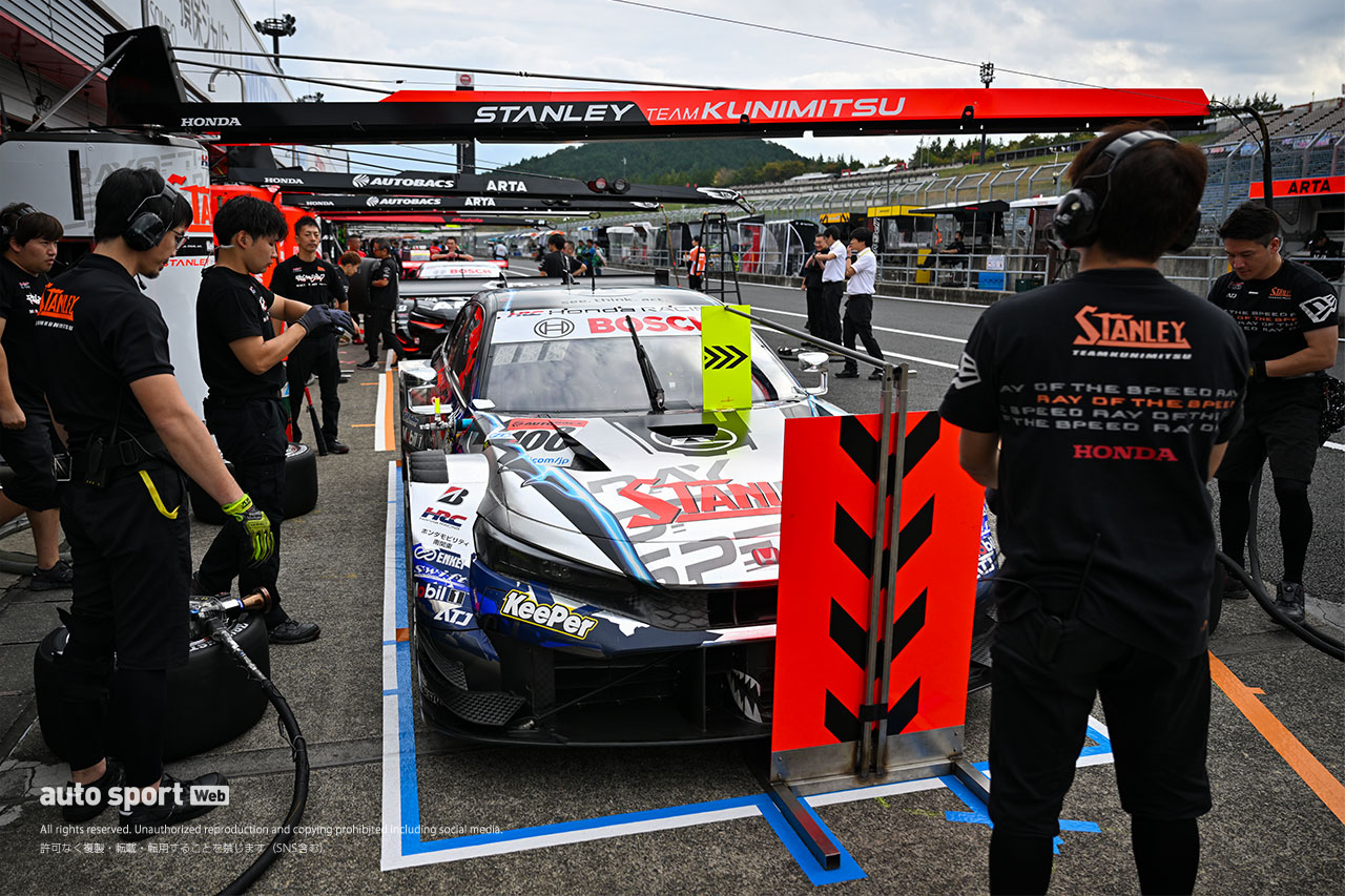 2024スーパーGT第8戦『MOTEGI GT 300km RACE』 11月1日 搬入日の様子