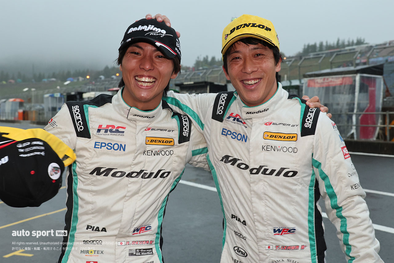 大草りき／伊沢拓也（Modulo CIVIC TYPE R-GT）