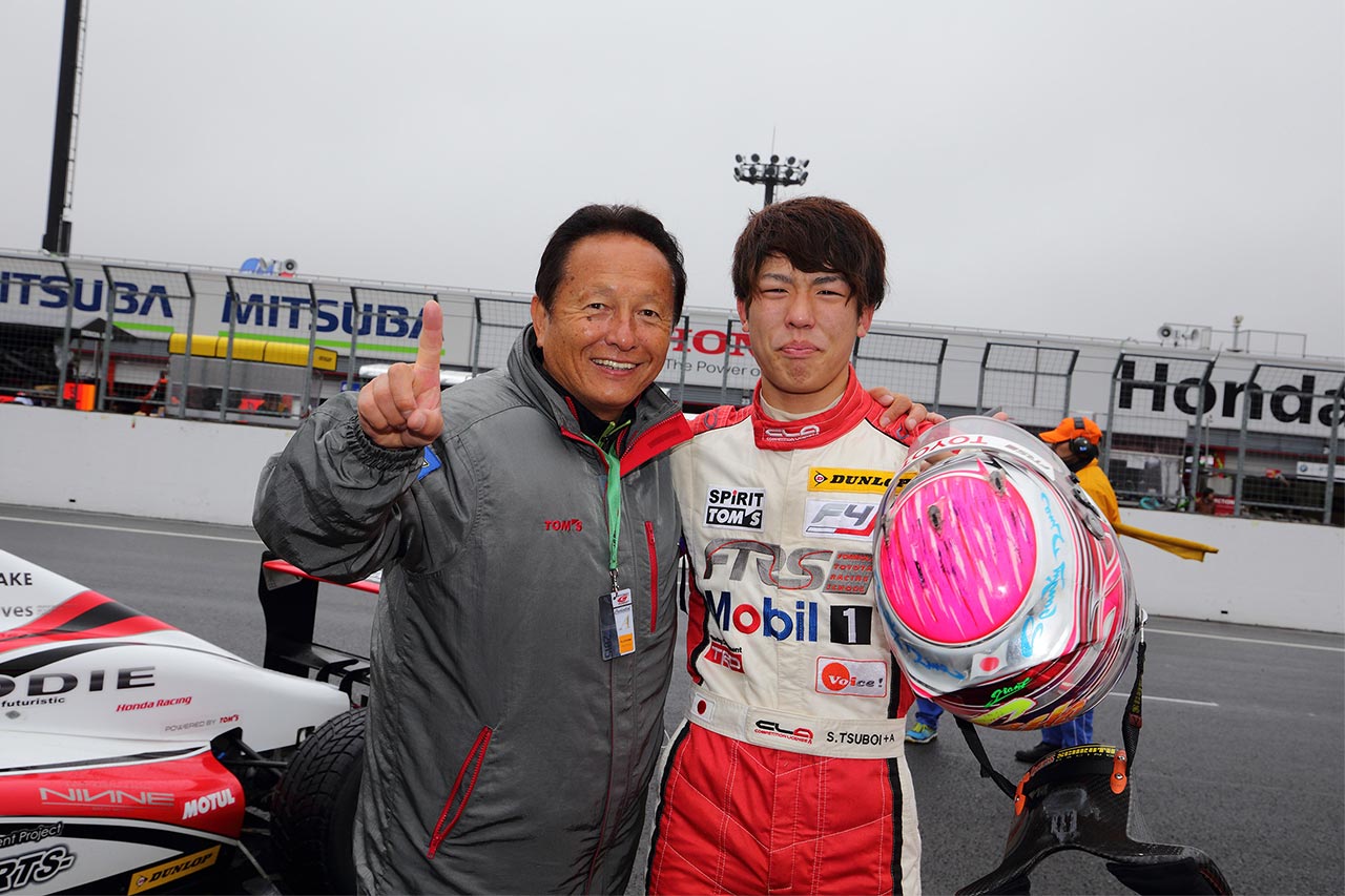 首位坪井か、2位牧野か。SF最終大会鈴鹿を前に思い出す2015年FIA-F4最終戦。長い因縁をもつふたり