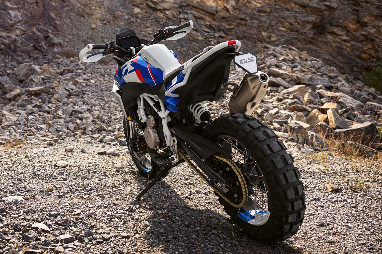 BMW、中排気量アドベンチャーのコンセプトモデル『Concept F450GS』を発表。市販モデルは2025年に公開予定